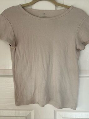 Brandy Melville Light Beige Short Sleeve Tee